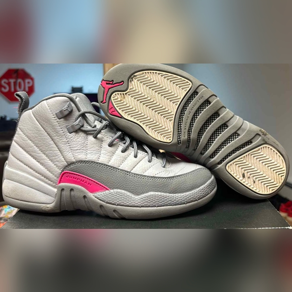 Air Jordan 12 Wolf Gray Vivid Pink GS VNDS